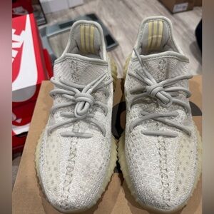 Yeezy Boost 350 V2 Light Sneakers
